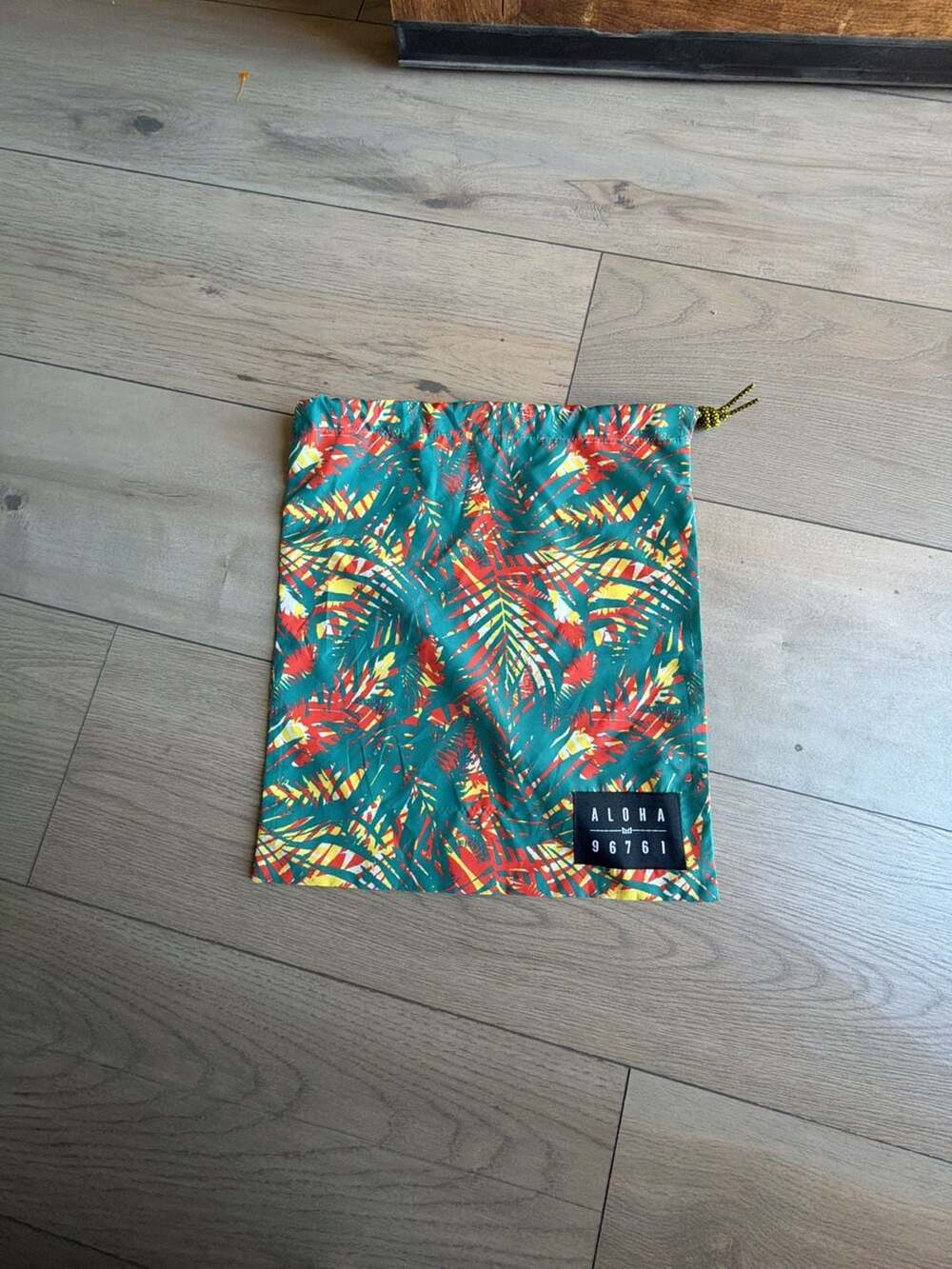 Aloha 96761 Tropical Leaf Print Drawstring Pouch Bag